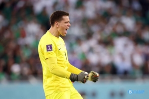 Truyền thông Ý: Mức lương hàng năm hiện tại của Szczesny là 6,5 triệu euro, Juventus hy vọng sẽ hoàn tất việc cắt giảm lương và gia hạn hợp đồng với anh trong vòng vài tháng