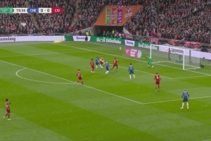 League Cup - Liverpool vô địch Chelsea 1-0 trong hiệp phụ. Bàn thắng + bàn thắng của Van Dijk được gọi là thẻ thoát hiểm của Caicedo.