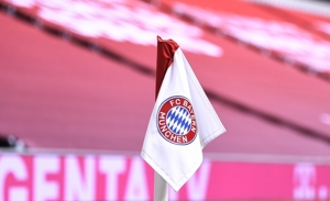 CEO Bayern: UEFA được yêu cầu giải thích lý do phạt đền và đang nghiên cứu khả năng kháng cáo