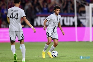 Với độ tuổi trung bình dưới 24 tuổi, Paris Saint-Germain có đội hình xuất phát trẻ nhất lịch sử Champions League