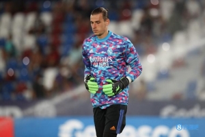 AS: Tương lai của Lunin tại Real Madrid đang bị nghi ngờ và anh ấy sẽ quyết định tương lai của mình sau mùa giải