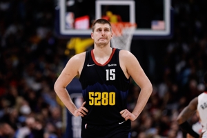 Những nhà phát ngôn nổi tiếng dự đoán các giải thưởng lớn mùa này: Jokic MVP, Wenban ROY, Gobert DPOY