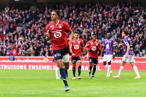 Aspen: Real Madrid chú ý tới trung vệ 18 tuổi của Lille Yoro Mbappé đánh giá cao anh