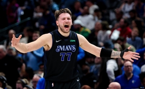 Doncic: Cách tấn công tốt nhất là phòng thủ. Chúng tôi phòng thủ tốt, tranh giành rebound và chủ động chạy.