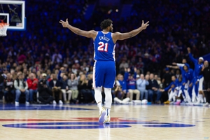 George: Embiid là O'Neal của thế hệ chúng ta và không ai có thể bảo vệ anh ấy. Anh ấy thậm chí có thể đi bộ ở châu Âu.