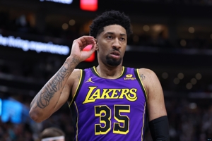 Quan chức của Lakers: Wood bị chảy dịch ở đầu gối trái và sẽ được kiểm tra lại sau hai tuần