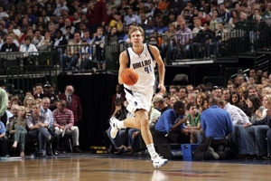 Cầu thủ khó tính nhất mà bạn từng bảo vệ là ai? O'Neal: Nowitzki