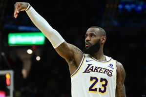 Su Qun: Khi phong cách thi đấu của NBA ngày càng phát triển, bản thân James cũng ngày càng phát triển