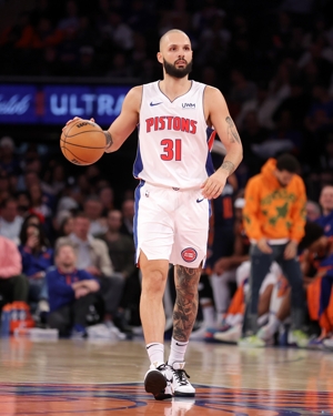 Pistons có thành tích tệ hại! Fournier: Điều tương tự xảy ra trong năm đầu tiên của tôi với Magic. Chỉ nhờ kinh nghiệm, bạn mới có thể đạt được điều gì đó.