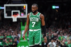 Jaylen Brown: Chúng tôi đã bị đảo ngược vì mất tinh thần và vì không chú ý đầy đủ.