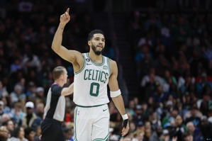 Tatum nói về việc Celtics đã thắng 50 trận mùa này: Điều đáng sợ là chúng tôi có thể tiến bộ hơn