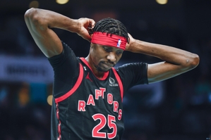 Quan chức của Raptors: Boucher bị rách một phần dây chằng giữa ở đầu gối phải và không cần phẫu thuật