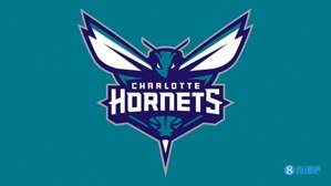 Tệ hại! Hornets chỉ ghi được 32 điểm trong giờ nghỉ giải lao và đội thực hiện 12 trong số 35 cú sút và 4 trong số 16 quả ba điểm.